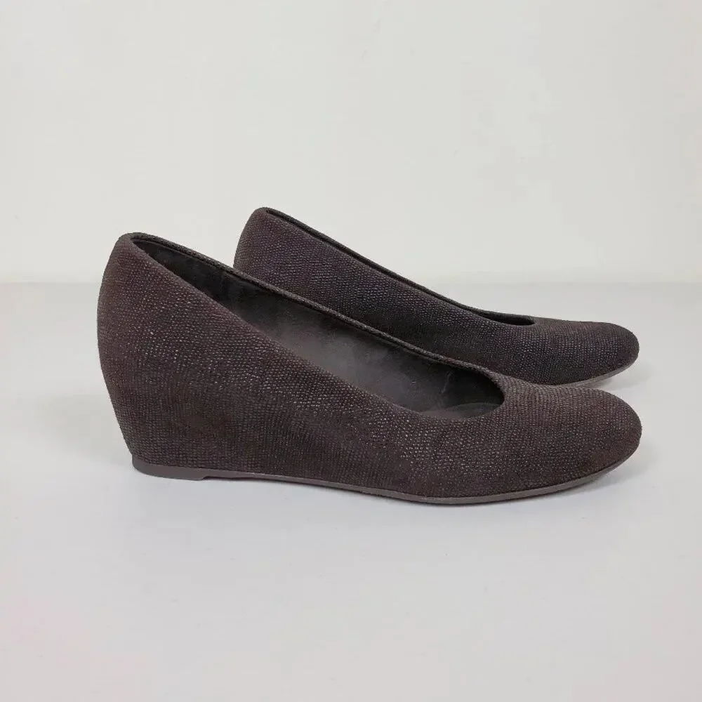Stuart Weitzman Leather Wedge Shoes Womens Size 7 Black Round Toe Comfort